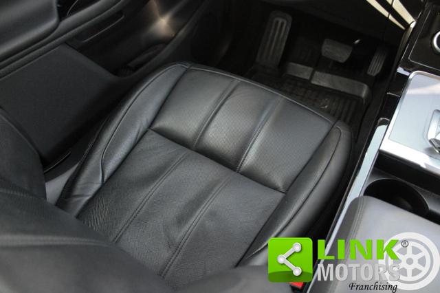 LAND ROVER Range Rover Evoque usata, con Autoradio digitale