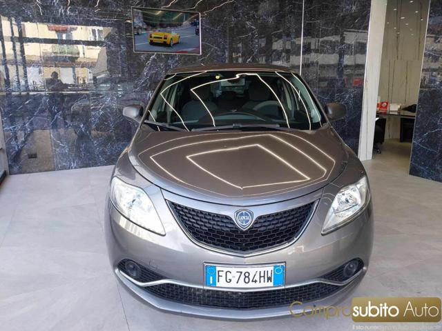 LANCIA Ypsilon usata, con ABS