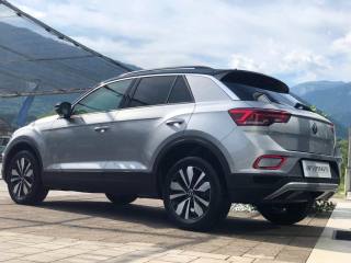 VOLKSWAGEN T-Roc usata, con Alzacristalli elettrici