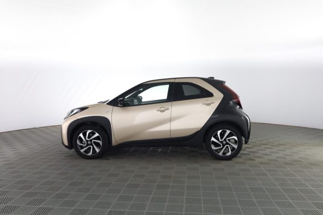 TOYOTA Aygo X usata 5