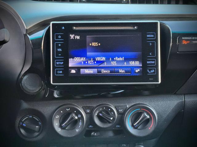 TOYOTA Hilux usata, con Vivavoce