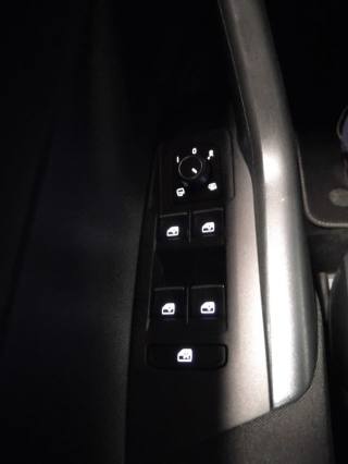 VOLKSWAGEN Taigo usata, con Tetto panorama