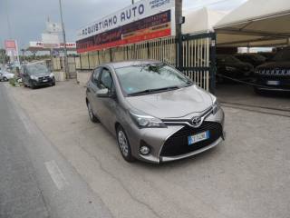 TOYOTA Yaris usata, con Autoradio