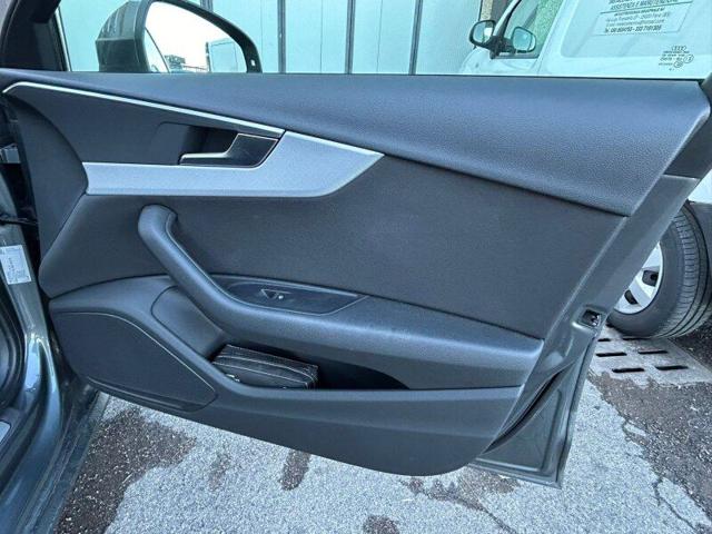 AUDI A4 usata, con Portellone posteriore elettrico