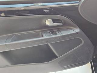 VOLKSWAGEN up! usata, con Cerchi in lega