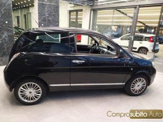 LANCIA Ypsilon usata, con Autoradio