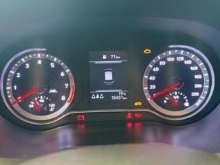 HYUNDAI i10 usata, con Airbag laterali