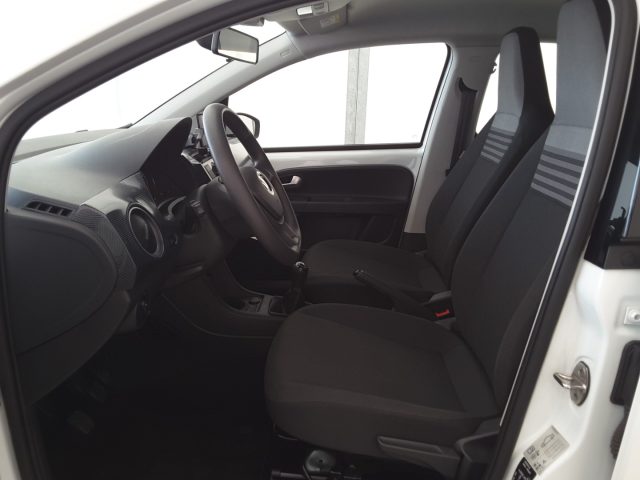 VOLKSWAGEN up! usata, con Alzacristalli elettrici