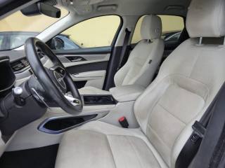 JAGUAR F-Pace usata, con Boardcomputer
