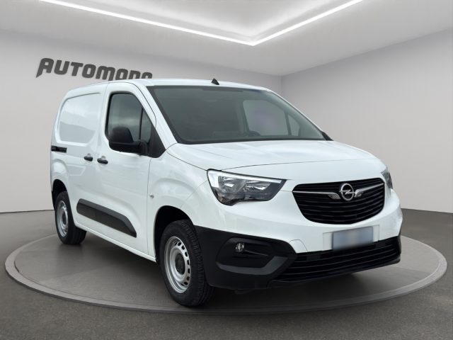OPEL Combo usata, con Controllo trazione