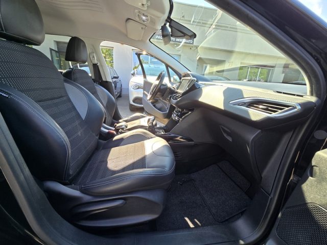 PEUGEOT 2008 usata, con Controllo trazione
