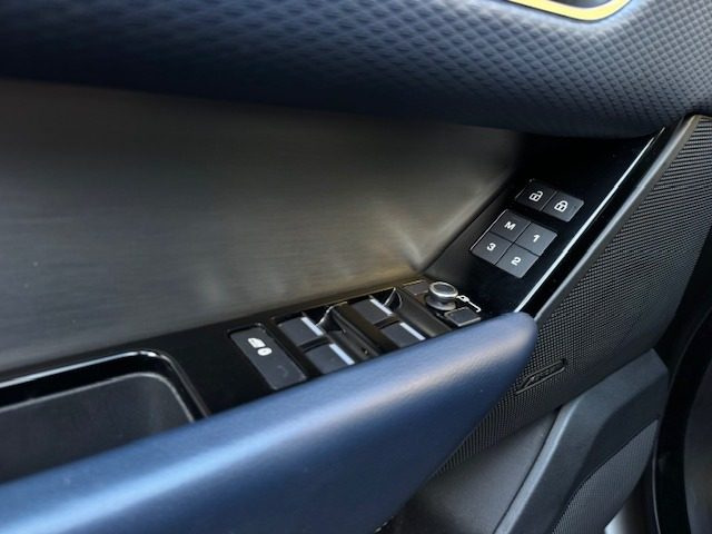 LAND ROVER Range Rover Velar usata, con ESP