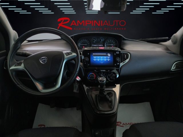 LANCIA Ypsilon usata 13
