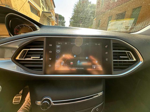 PEUGEOT 308 usata, con Interni in pelle