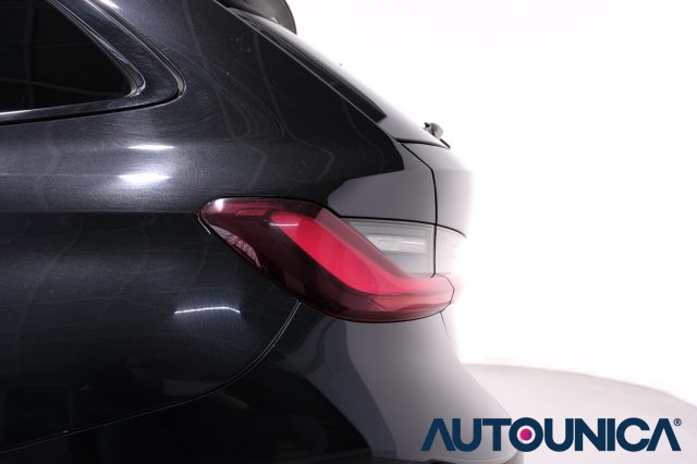 BMW 320 usata, con Fari full-led