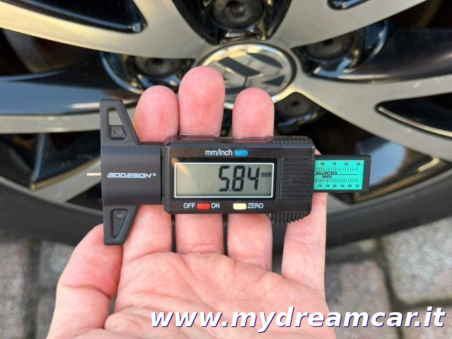 VOLKSWAGEN Touran usata 29