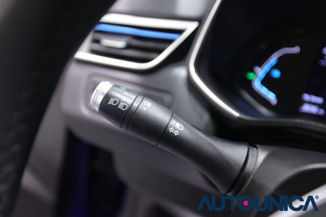 RENAULT Clio usata, con Touch screen