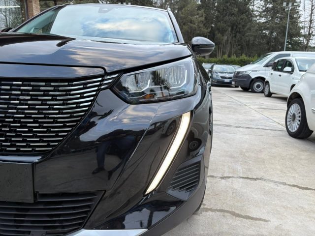 PEUGEOT 2008 usata, con Airbag