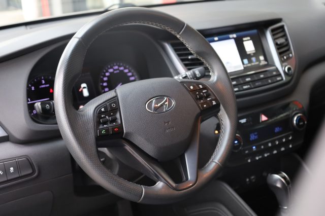 HYUNDAI Tucson usata, con Luci diurne LED