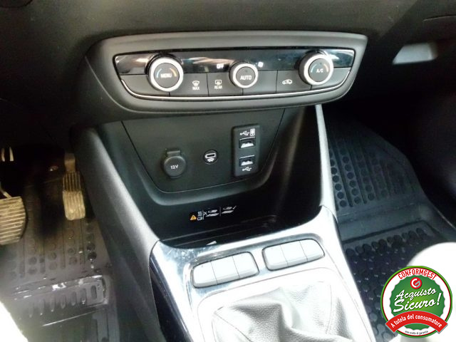 OPEL Crossland X usata, con Fari LED