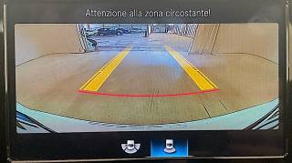 MERCEDES-BENZ B 180 usata, con Fari LED