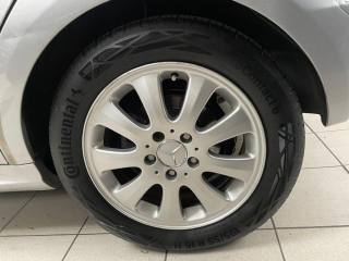 MERCEDES-BENZ A 200 usata, con Alzacristalli elettrici