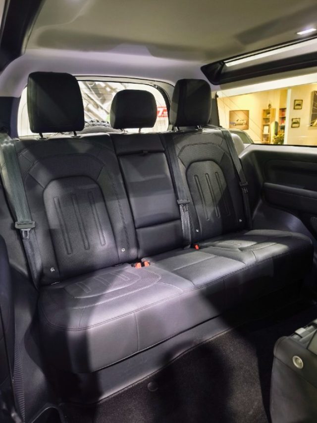 LAND ROVER Defender usata, con Cruise Control