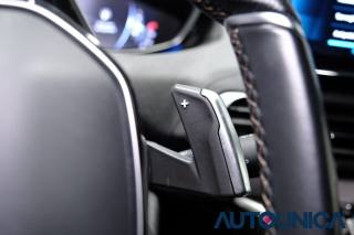 PEUGEOT 5008 usata, con Portellone posteriore elettrico