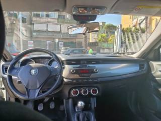 ALFA ROMEO Giulietta usata, con Autoradio