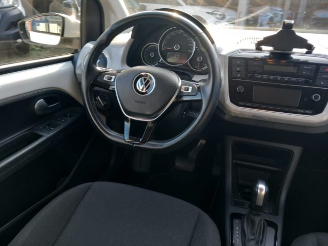 VOLKSWAGEN e-up! usata 21