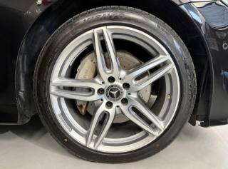 MERCEDES-BENZ E 220 usata, con Chiusura centralizzata