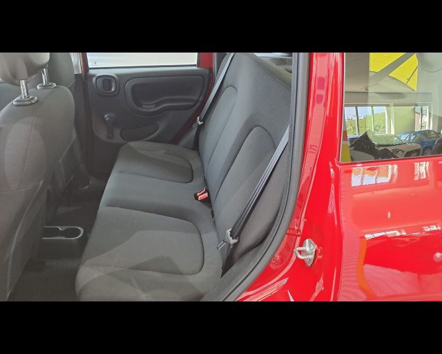 FIAT New Panda usata 22