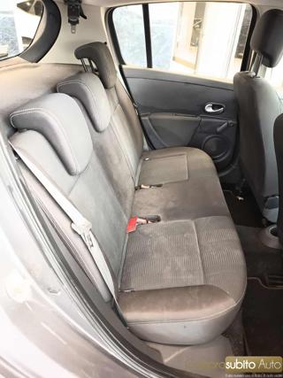 RENAULT Clio usata 21