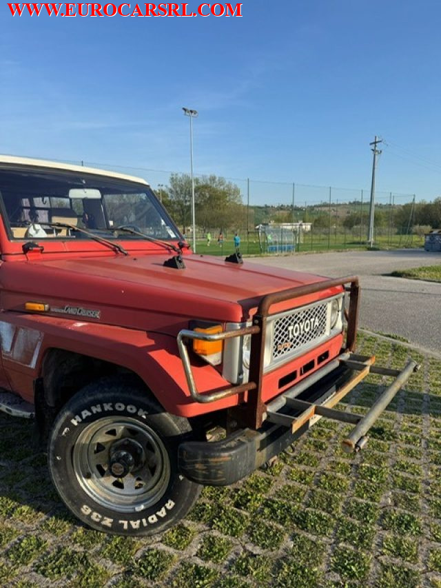 TOYOTA Land Cruiser usata 6