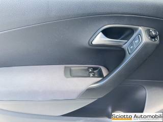 VOLKSWAGEN Polo usata, con Specchietti laterali elettrici