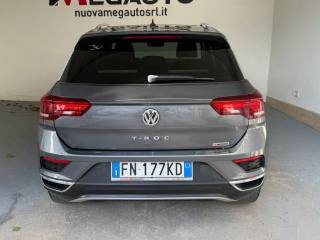 VOLKSWAGEN T-Roc usata, con Cerchi in lega