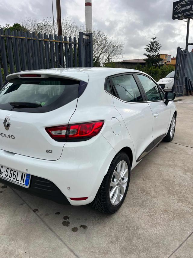 RENAULT Clio usata, con Controllo trazione