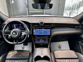 MASERATI Grecale usata, con Luci diurne LED