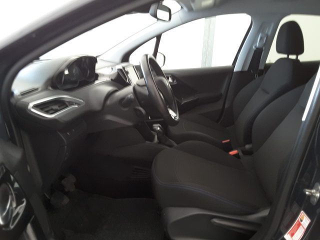 PEUGEOT 208 usata, con Alzacristalli elettrici