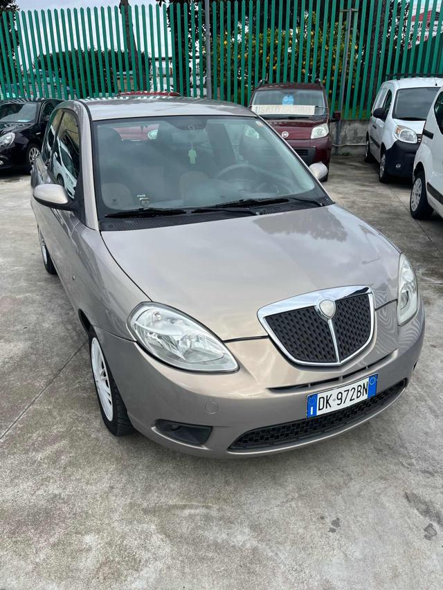 LANCIA Ypsilon usata, con Chiusura centralizzata