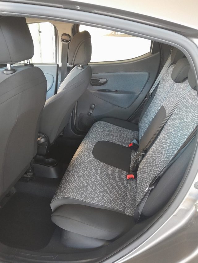 LANCIA Ypsilon usata 12