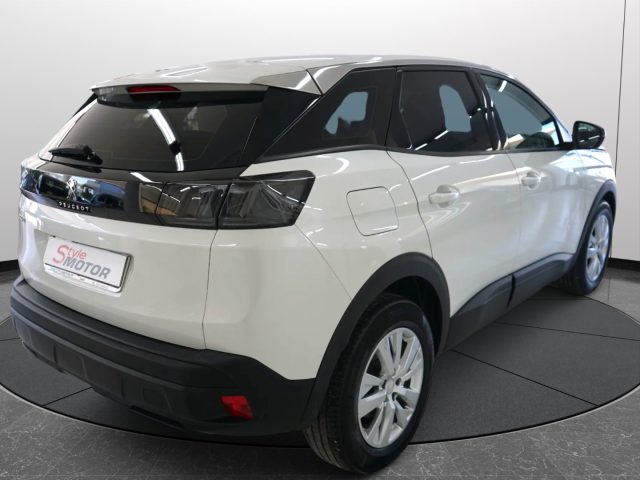 PEUGEOT 3008 usata, con Airbag