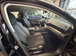 PEUGEOT 3008 usata, con USB