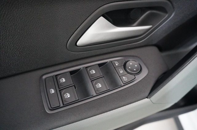 DACIA Duster usata, con Touch screen