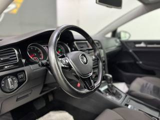 VOLKSWAGEN Golf usata, con Volante in pelle