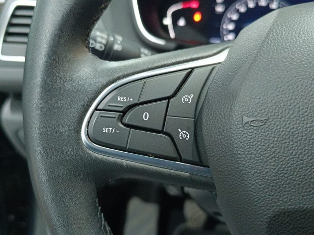 RENAULT Megane usata, con Specchietti laterali elettrici