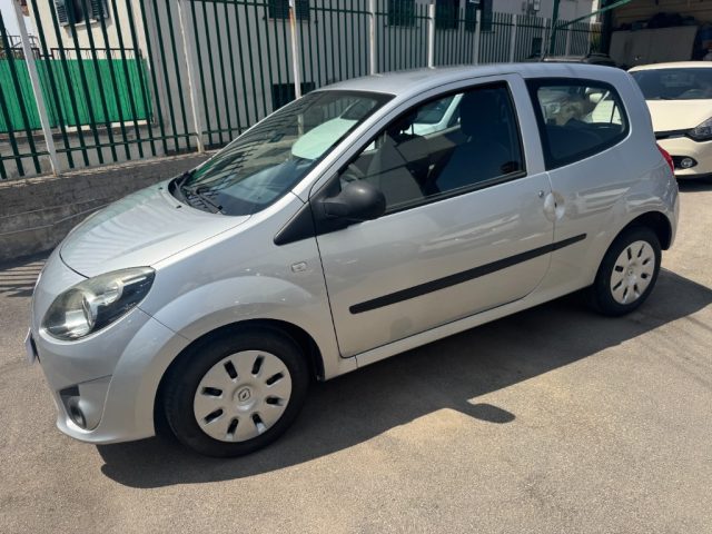 RENAULT Twingo usata, con Airbag