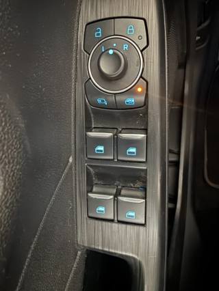 FORD Kuga usata 23