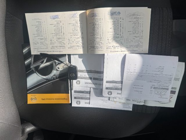 OPEL Meriva usata, con Specchietti laterali elettrici