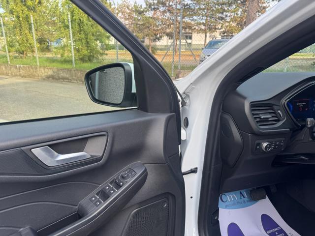 FORD Kuga usata, con Boardcomputer